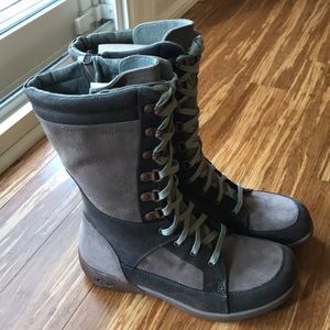 Chaco Lodge Waterproof Boots